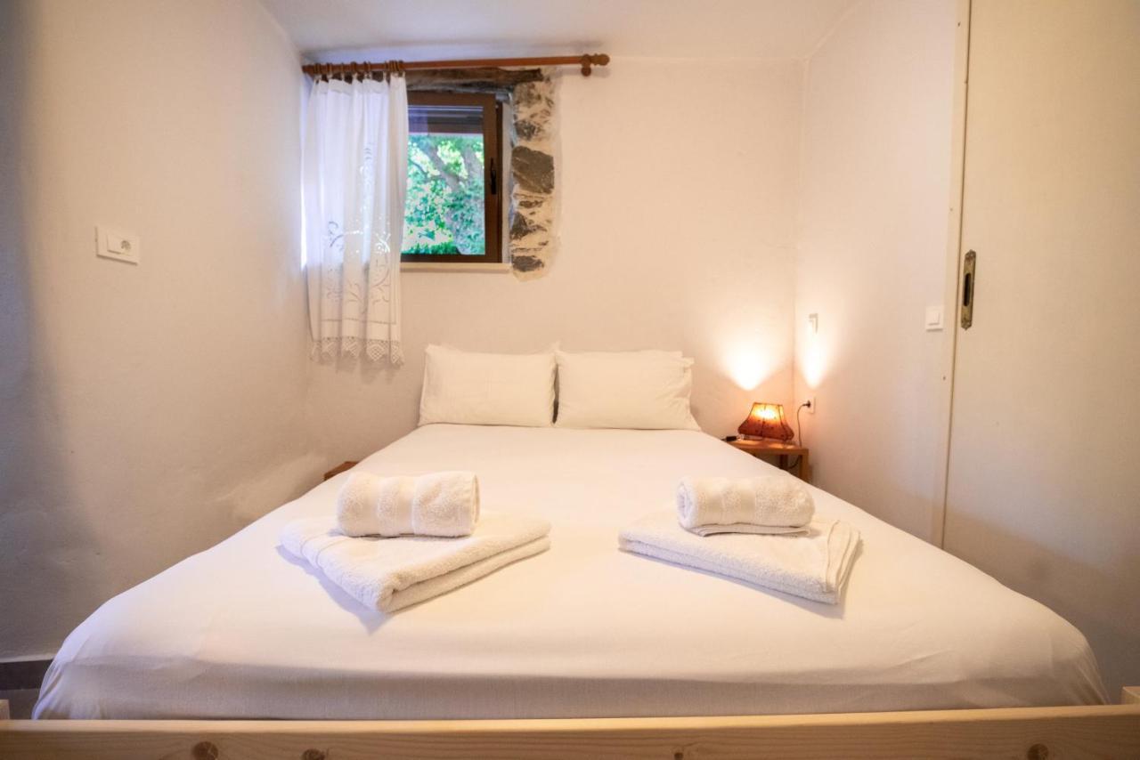 Feneri 3 -Cozy Rustic Apt 20' From Elafonisi Beach Perivolia  Dış mekan fotoğraf